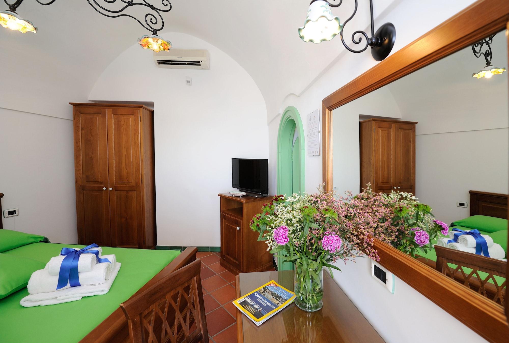 Willa La Casa Del Melograno Furore Zewnętrze zdjęcie