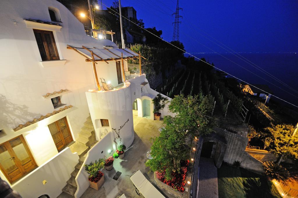 Willa La Casa Del Melograno Furore Zewnętrze zdjęcie